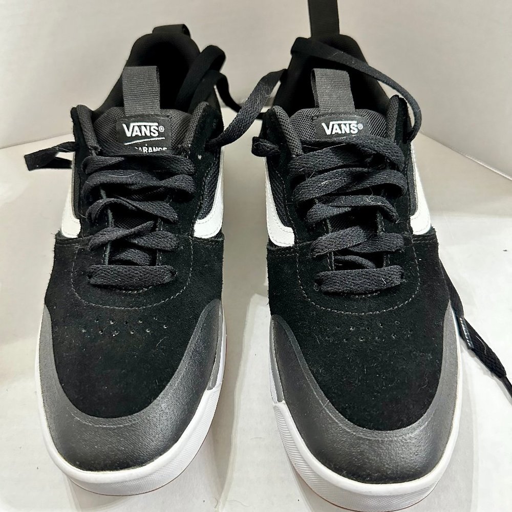 Vans Ultrarange Pro 2 Trainers | Gray/White | Men’s Size 9 | Excellent Condition